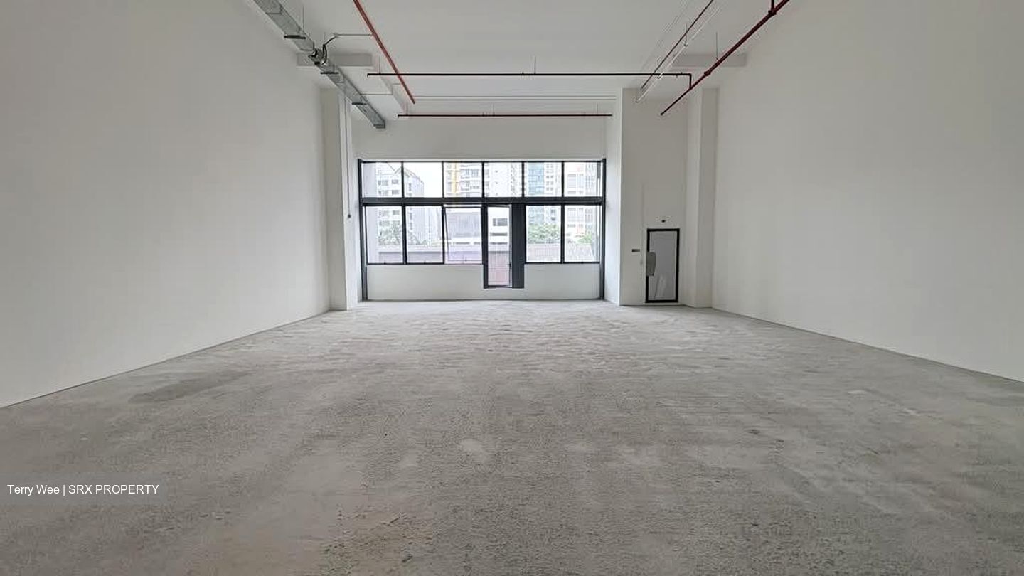 Space 18 (D12), Factory #575906071